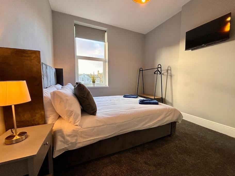 Teds Apartments-Town Centre-Apt1 Blackpool Exterior photo